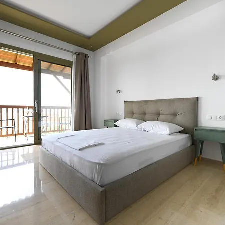 Makis Sea View Studios Skiathos Town Exterior photo